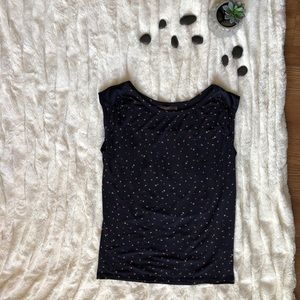 The Limited sleeveless shirt S 🍀